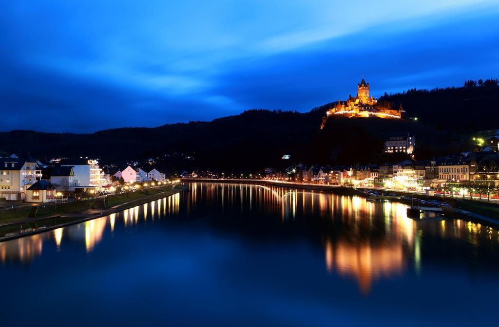 Haus Alte Rebe & Weisse Traube Apartment Cochem Exterior photo